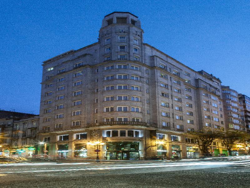 Zenit Vigo Hotel Esterno foto